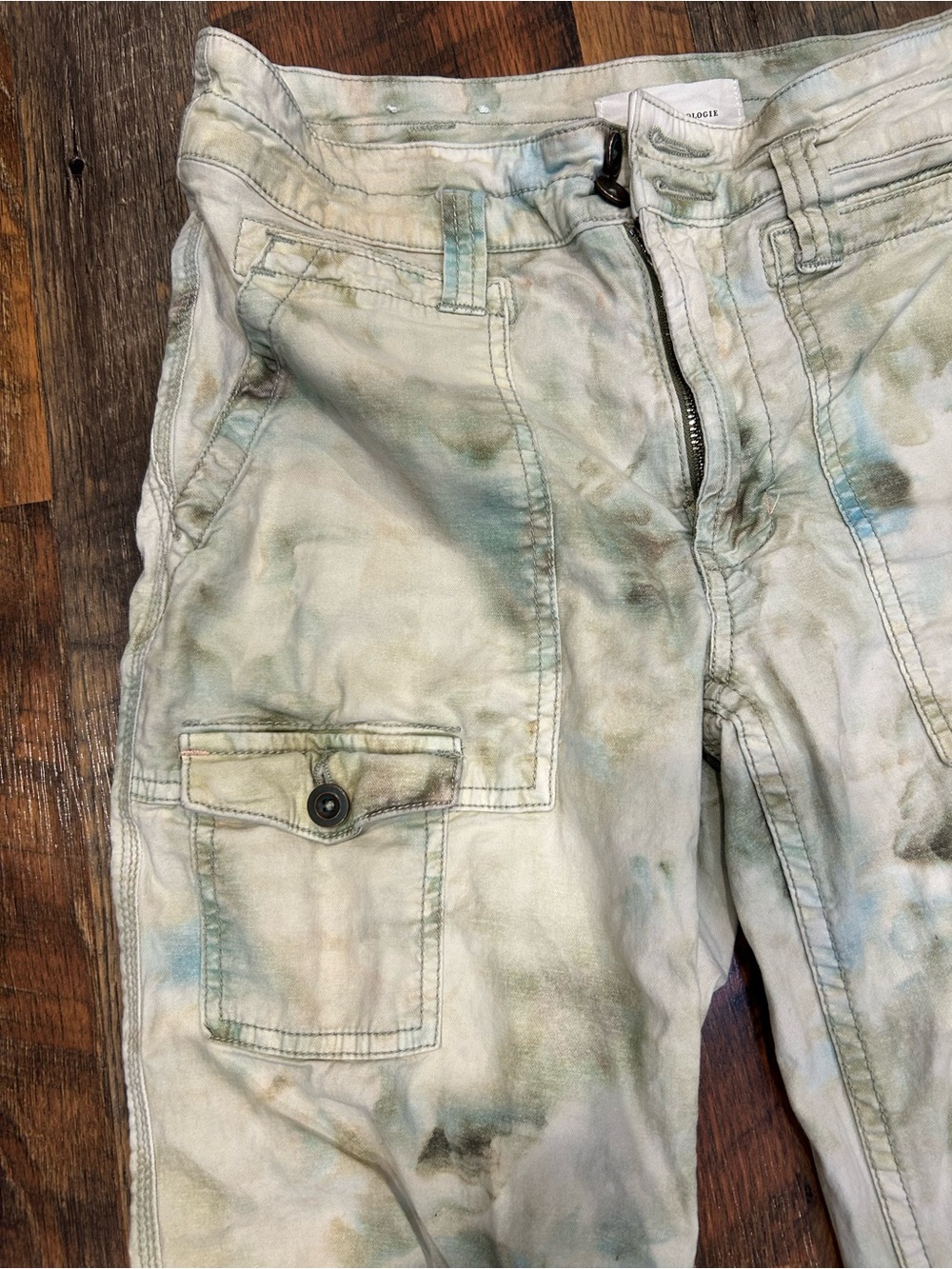 Women’s Anthropology cargo pants - Picture 3 of 8